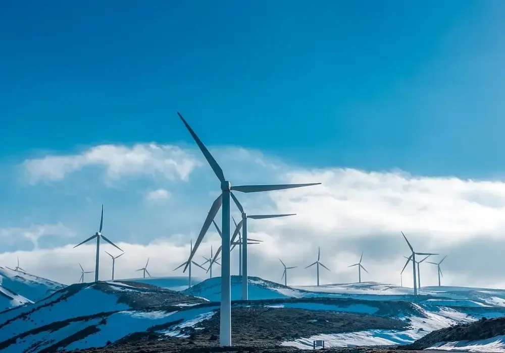 Sprzedaż energii z elektrowni wiatrowej - zyski i strategie dla inwestorów