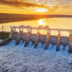 Zalety energii wodnej: jak hydropower zmienia przyszłość energii