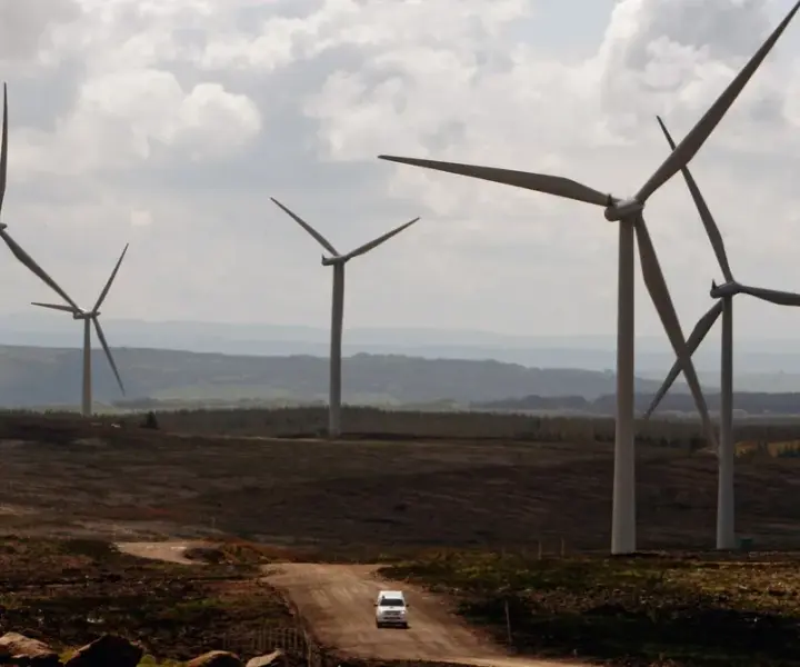 Ile oleju potrzebuje turbina wiatrowa? Kluczowe informacje i fakty