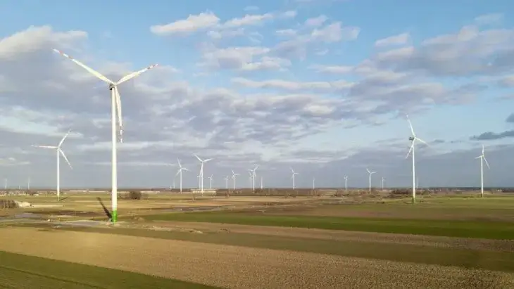 Zdjęcie Gdzie najwięcej elektrowni wiatrowych w Polsce? Odkryj największe farmy