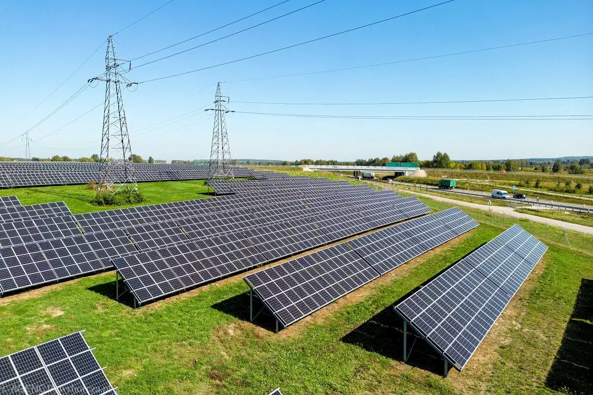 Zdjęcie Elektrownia słoneczna Częstochowa: Brak dużych instalacji, ale są opcje